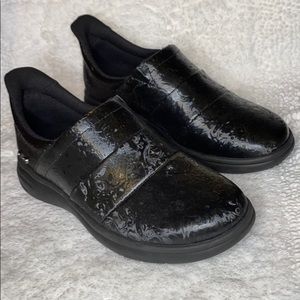 Infinity by Cherokee,Breeze Slip On Athletic Shoe.